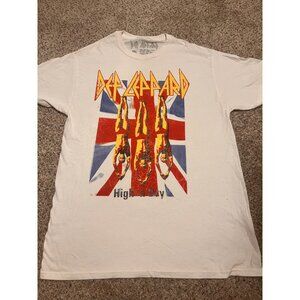 Def Leppard 2019 white tshirt sz medium